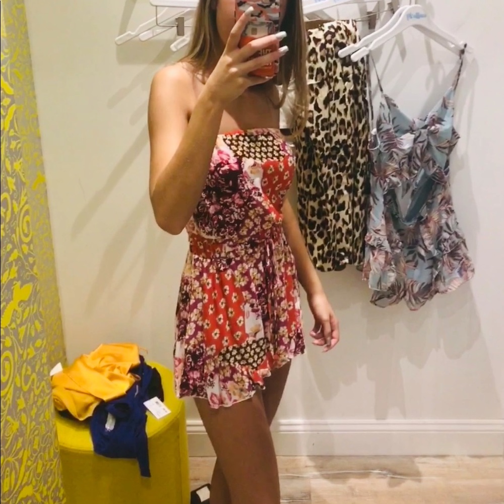 Patterned Romper - Picture 4 of 4